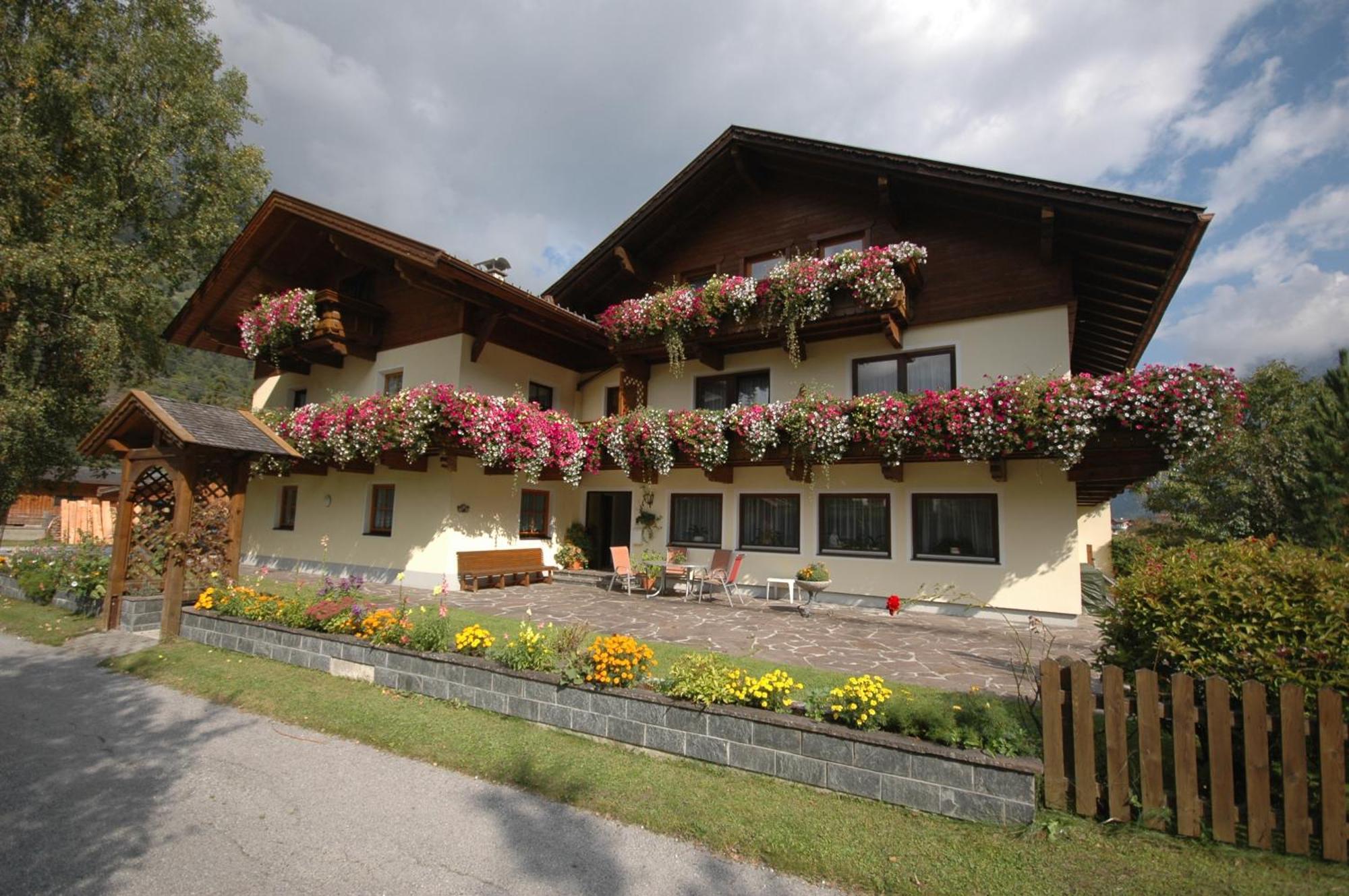 Pension Nigella Neustift im Stubaital Exterior photo