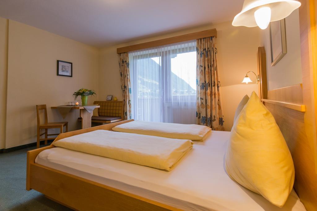 Pension Nigella Neustift im Stubaital Exterior photo
